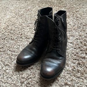 Mens lace up boots